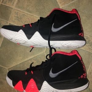 Kyrie 4 Men’s basketball shoes